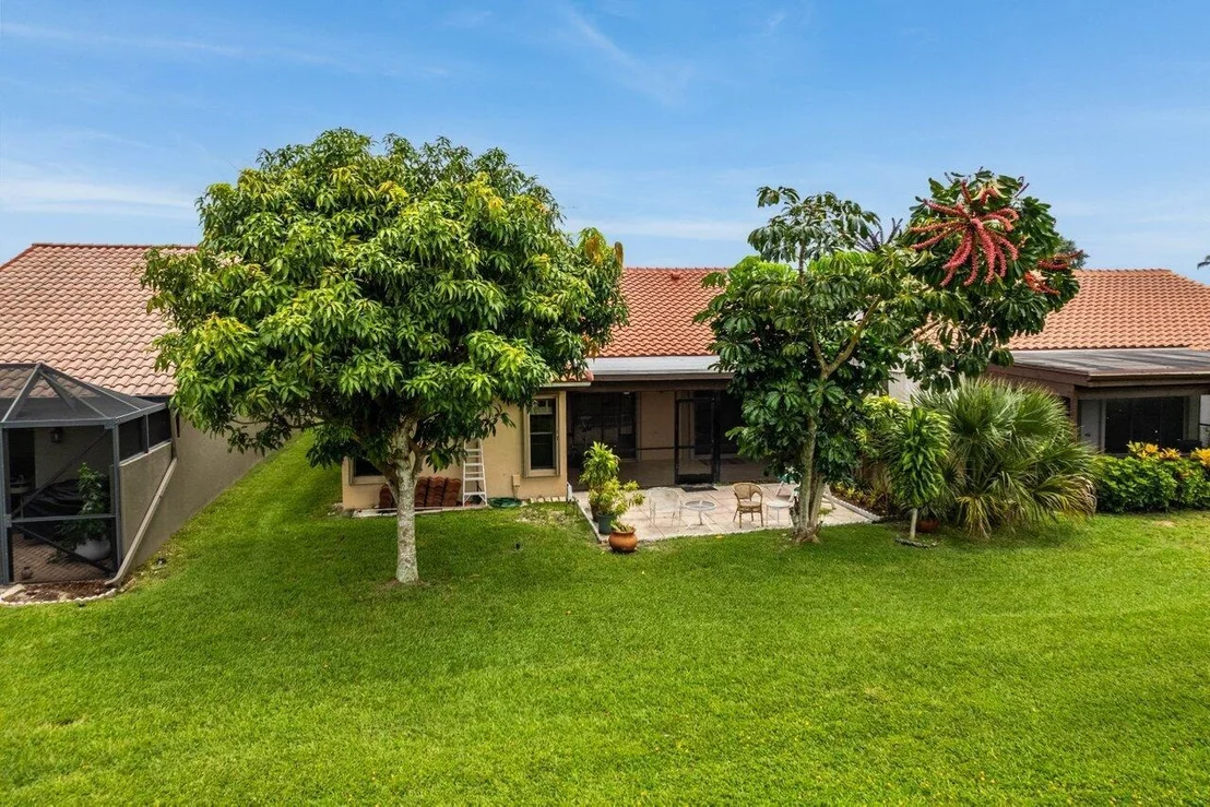 Photo of 7586 Solimar Circle