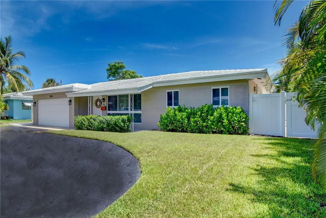 Photo of 280 SE 1st Avenue