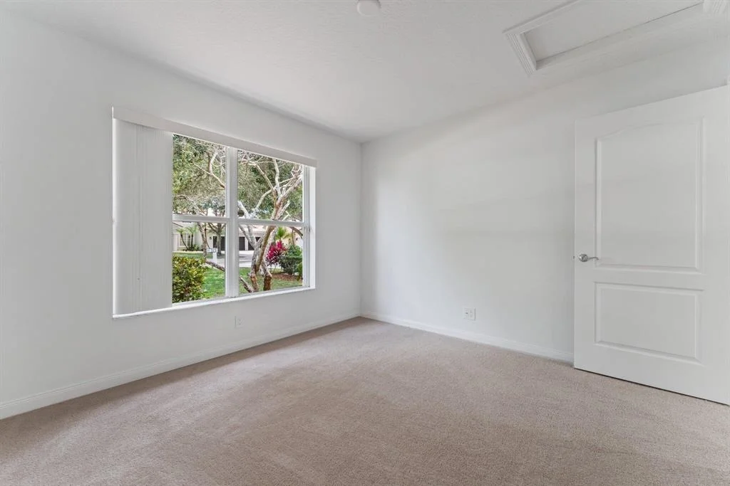 Photo of 245 Bluejay Lane