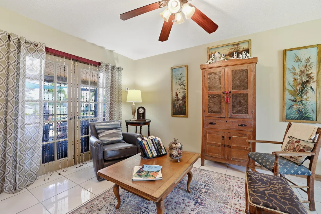 Photo of 14095 BIDDEX Road