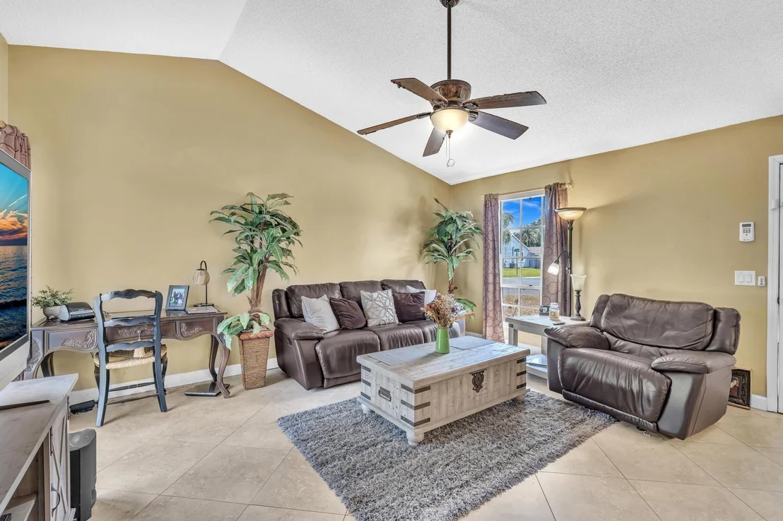 Photo of 8727 Spring Valley Drive