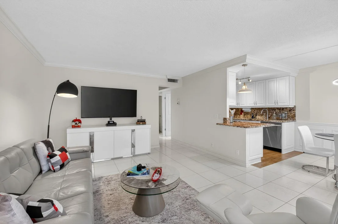 Photo of Unit 3085 at 3085 E Exeter E