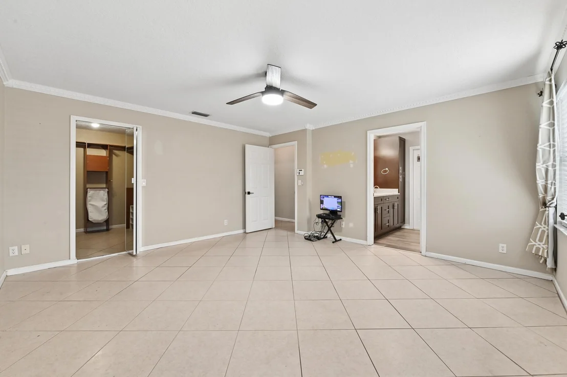 Photo of 1163 Peninsula Way