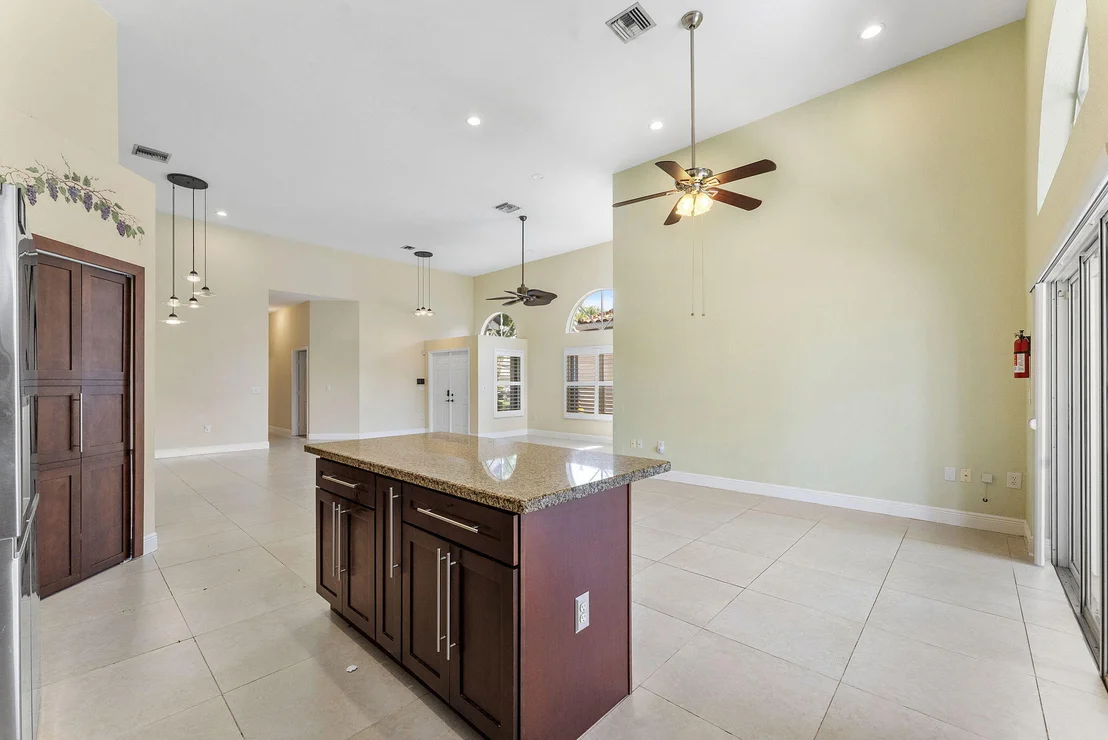 Photo of 7793 Highlands Cir