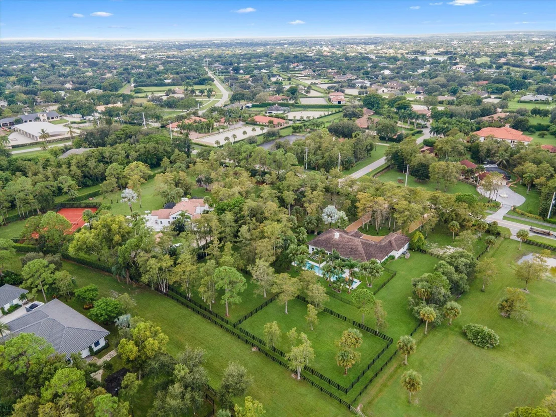 Photo of 14922 Paddock Drive