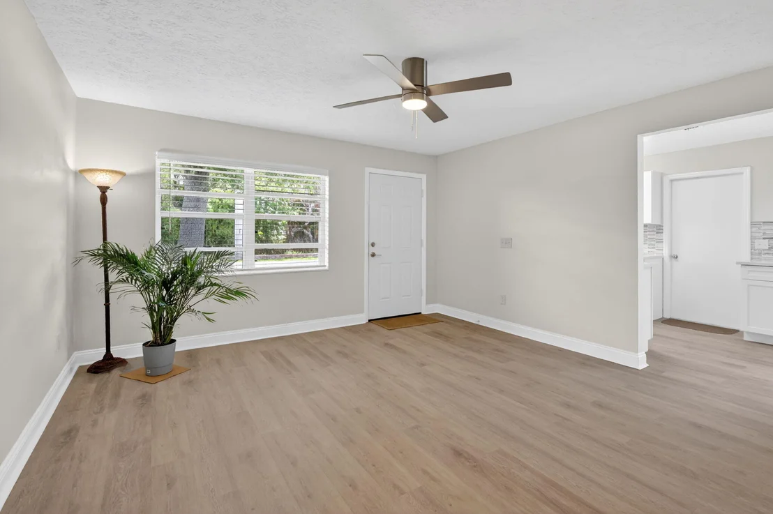 Photo of 5781 SE Pine Drive
