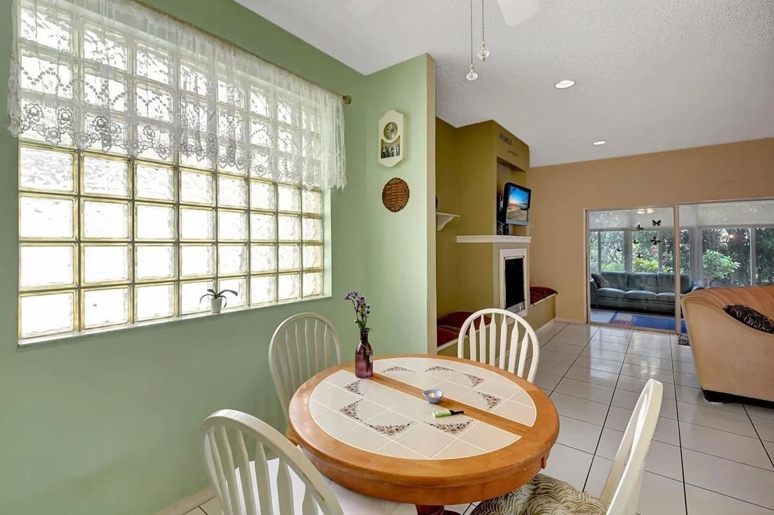 Photo of 10864 Madison Drive