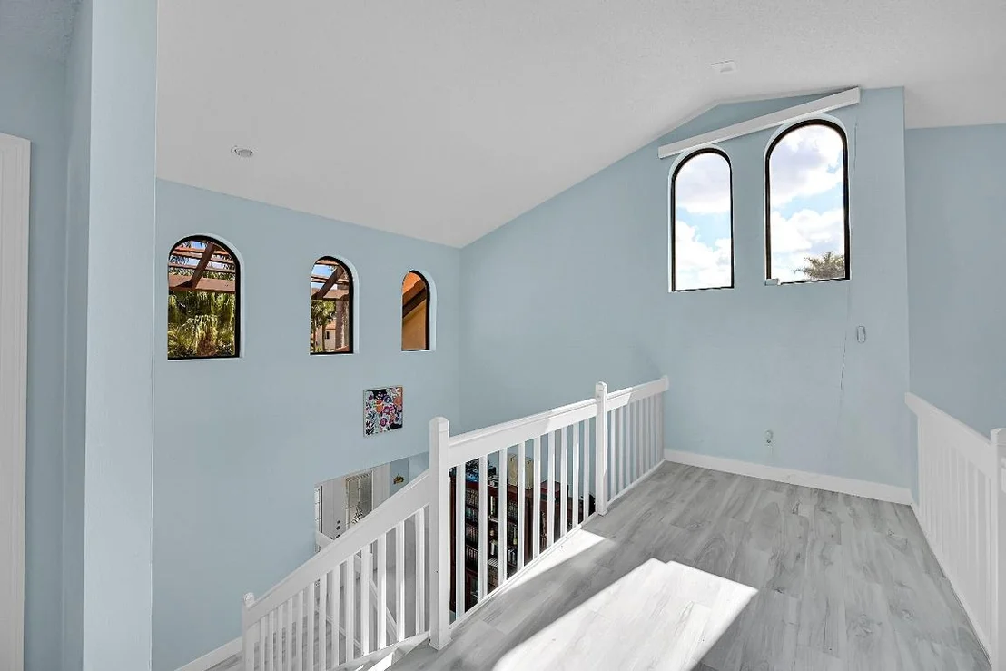 Photo of 22573 Esplanada Drive