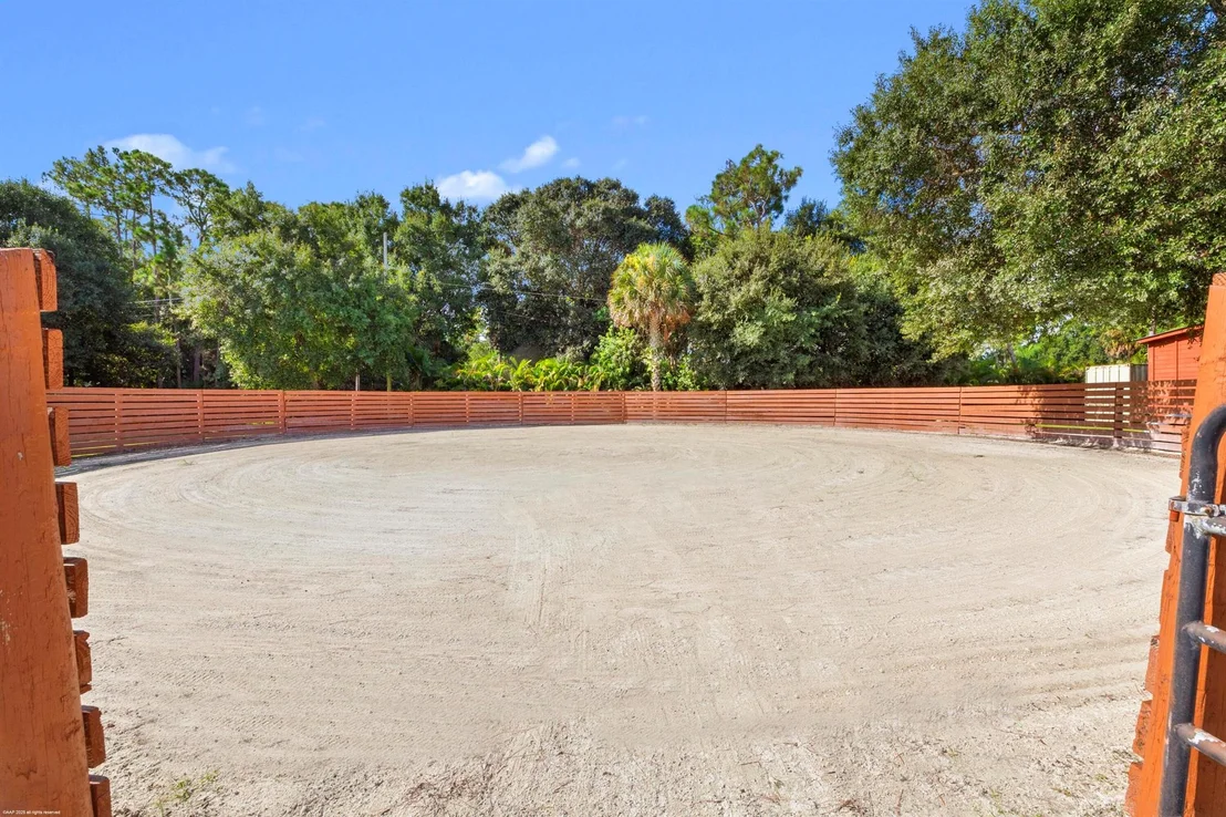 Photo of 2999 C Road