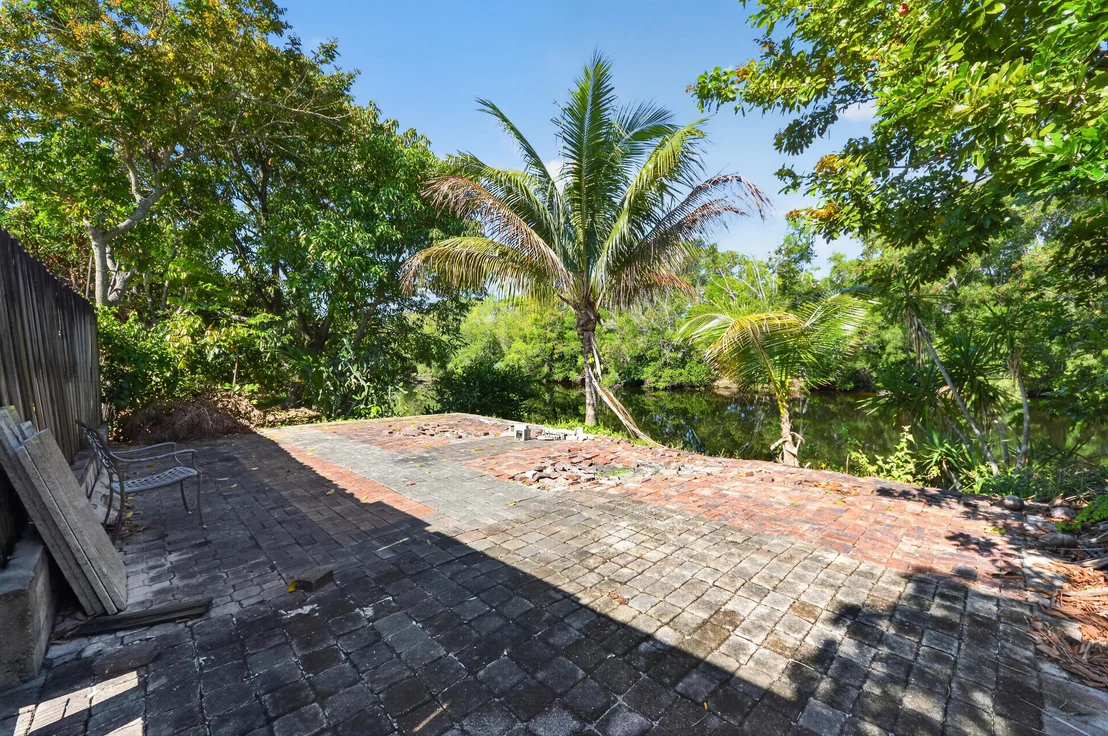 Photo of 4357 NW 6 Avenue