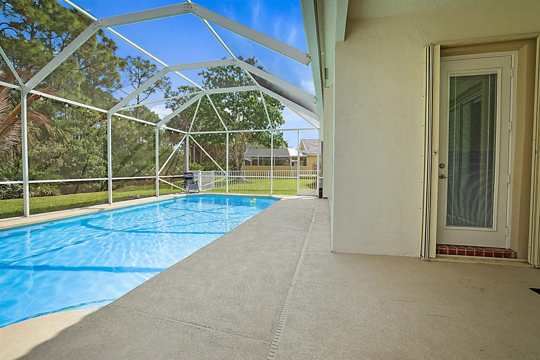 Photo of 7004 SE Twin Oaks Circle