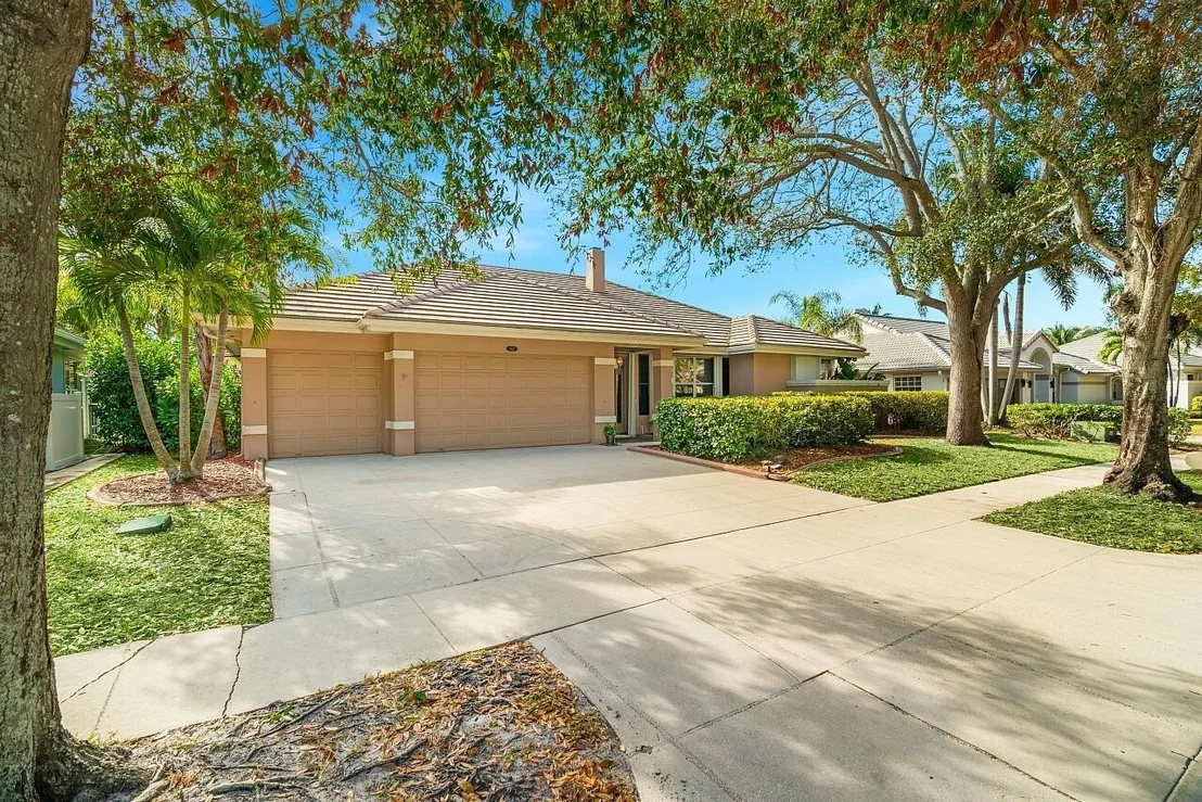 Photo of 6157 Winding Lake Drive