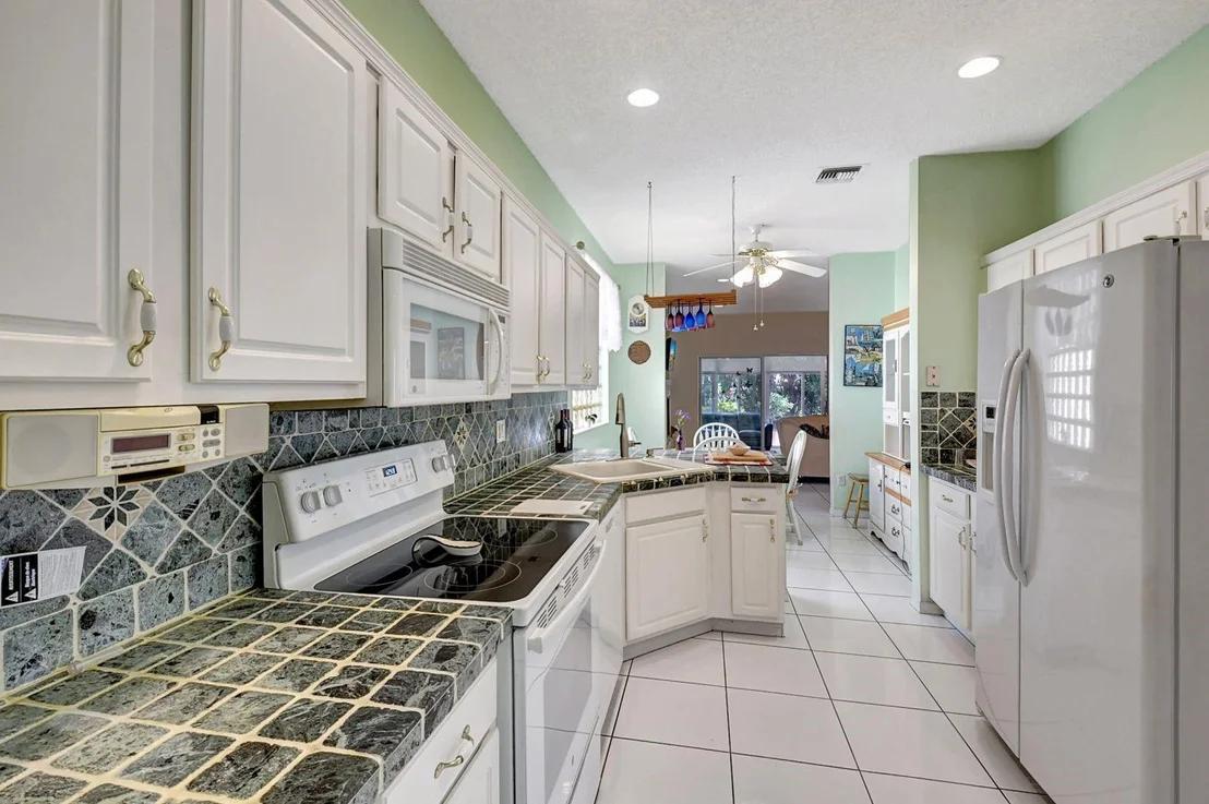 Photo of 10864 Madison Drive