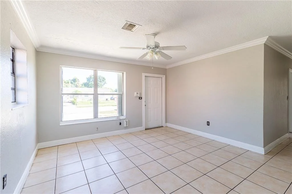 Photo of 810 N 68th Way