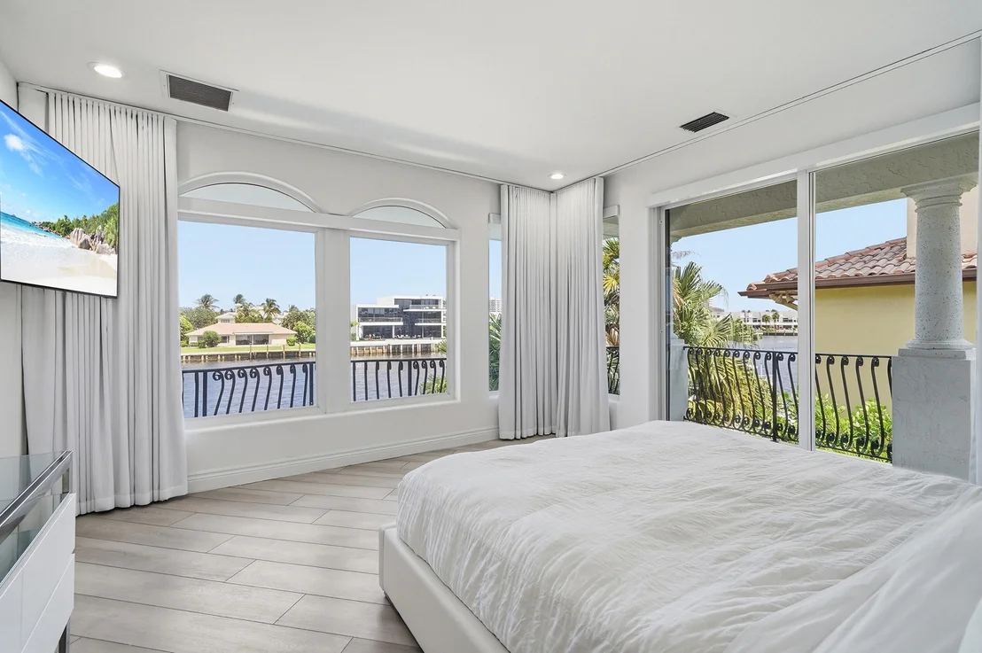 Photo of 5600 Coastal Drive