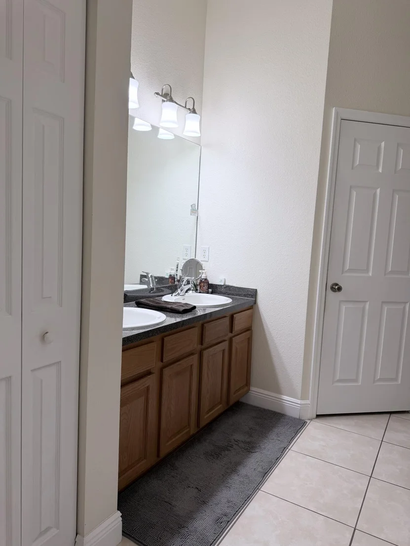 Photo of 1206 SE 10th Street