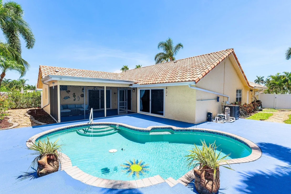 Photo of 9707 Sun Pointe Drive