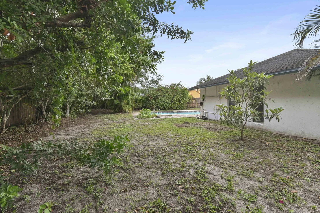 Photo of 1019 Hickory Trail