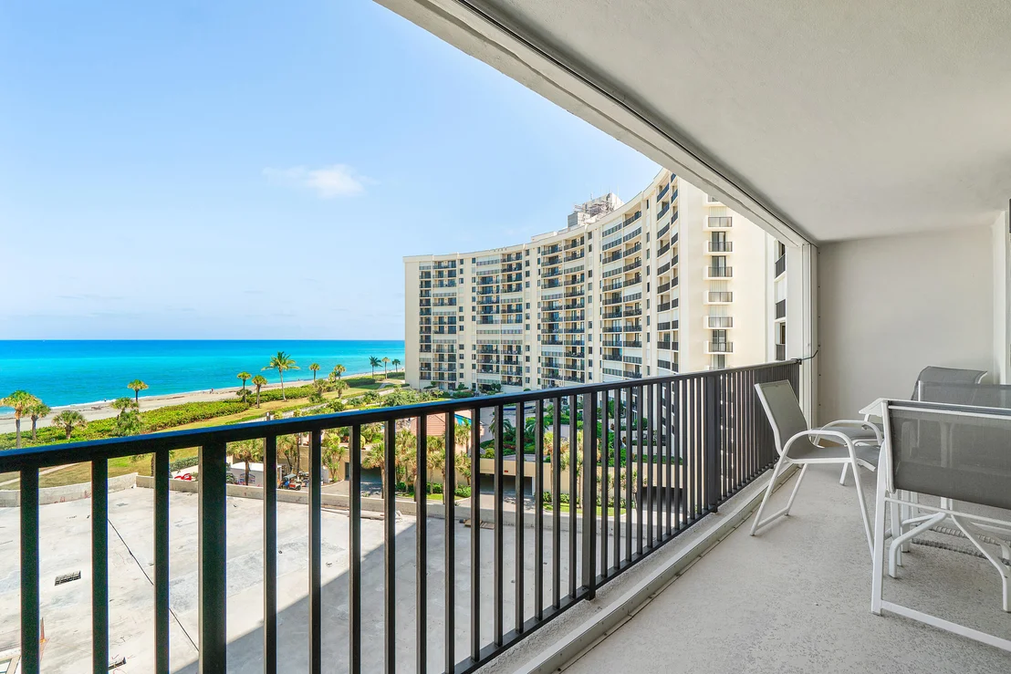Photo of Unit 607 at 400 Ocean Trail Way