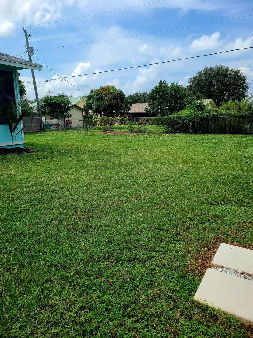 Photo of 4705 SE Manatee Terrace