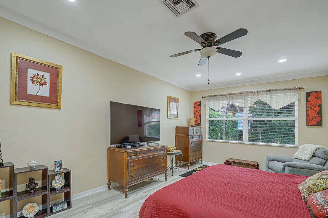 Photo of 212 Behring Way