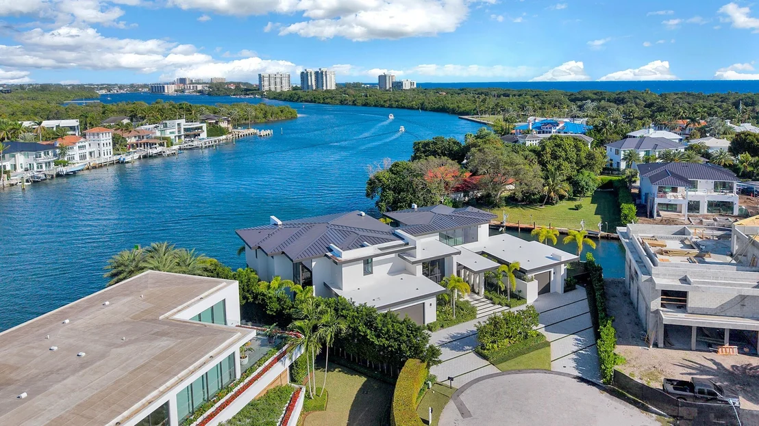 Photo of 829 Orchid Drive