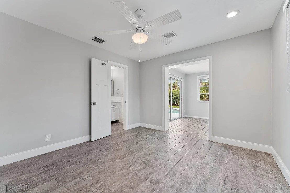 Photo of 538 Dover Road N