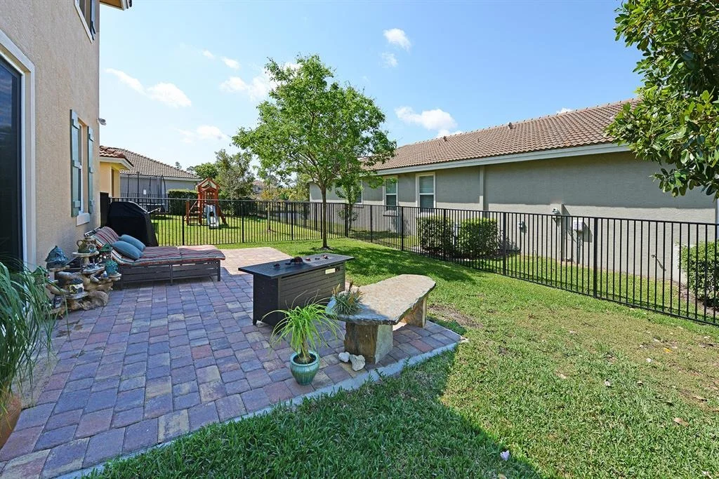 Photo of 5622 Caranday Palm Drive
