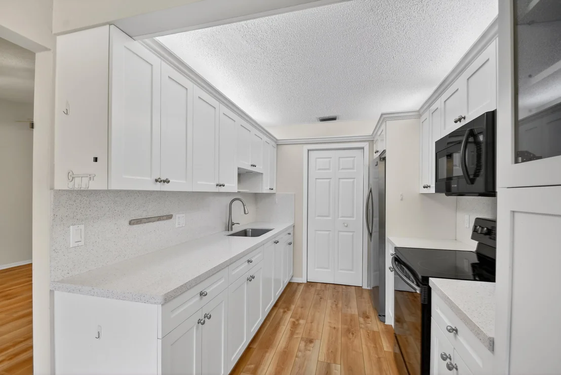 Photo of 6105 Fairfield Circle