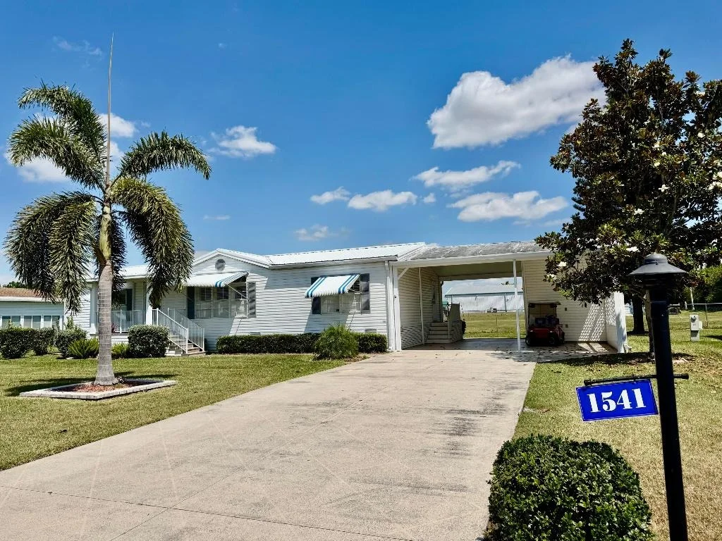 Photo of 1541 SW 35th Circle
