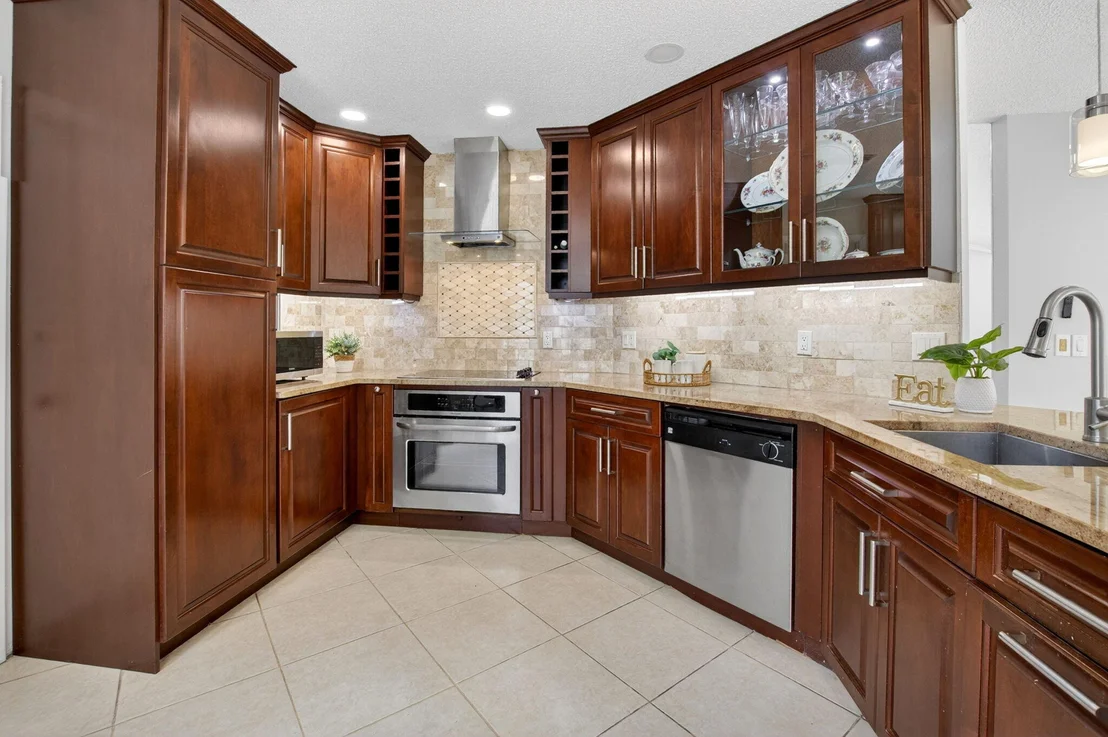 Photo of 9901 Majorca Place