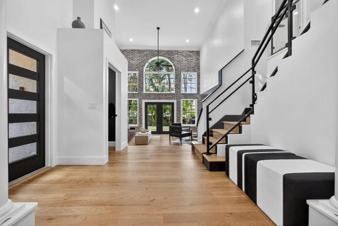Photo of 25 Grand Bay Circle