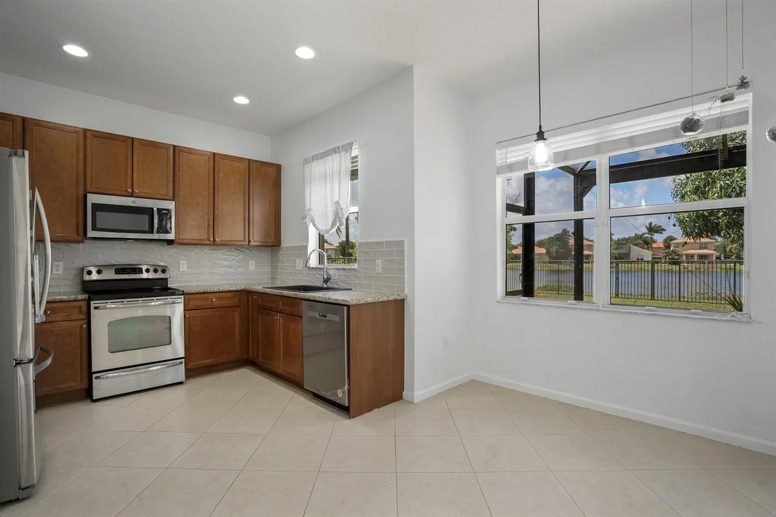 Photo of 10960 Bitternut Hickory Lane
