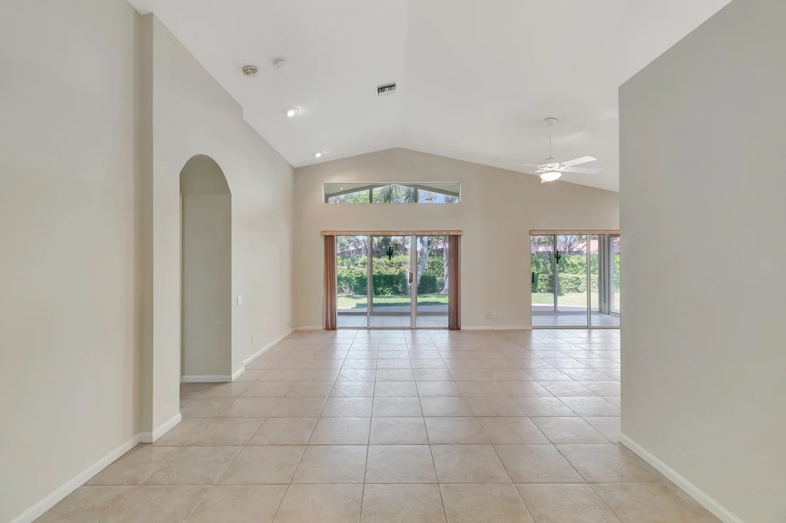 Photo of 6631 Sherbrook Drive