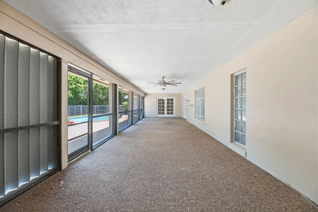 Photo of 232 Gleneagles Drive