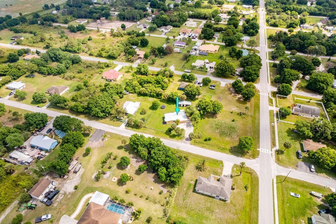 Photo of 3670 NW 27th Avenue