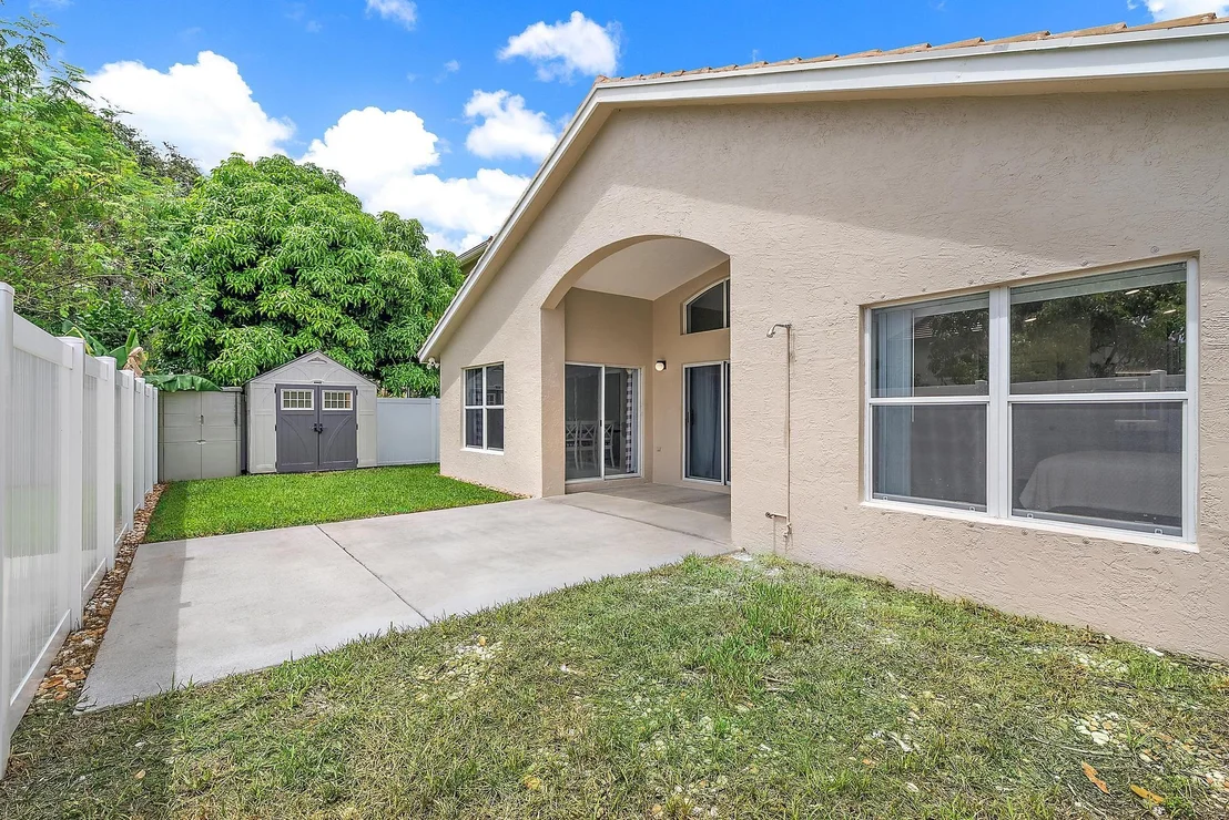 Photo of 4078 Manor Forest Trail