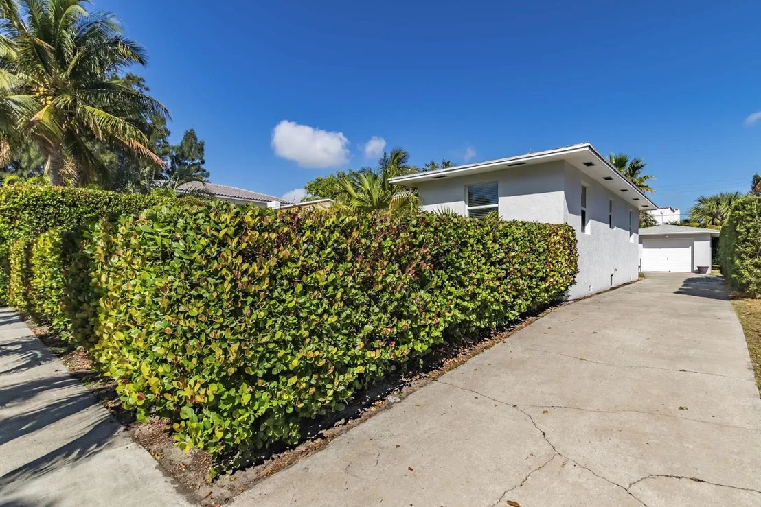 Photo of 227 Greymon Drive