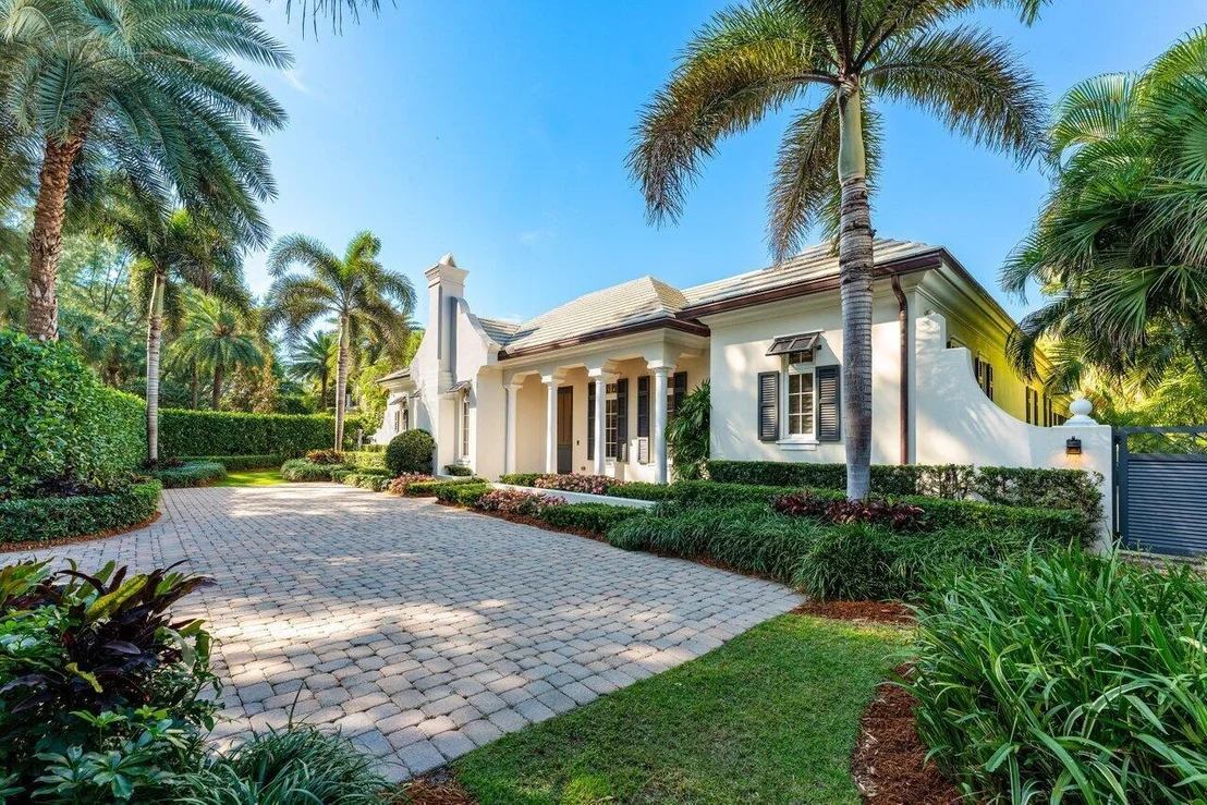 Photo of 3424 N Ocean Boulevard