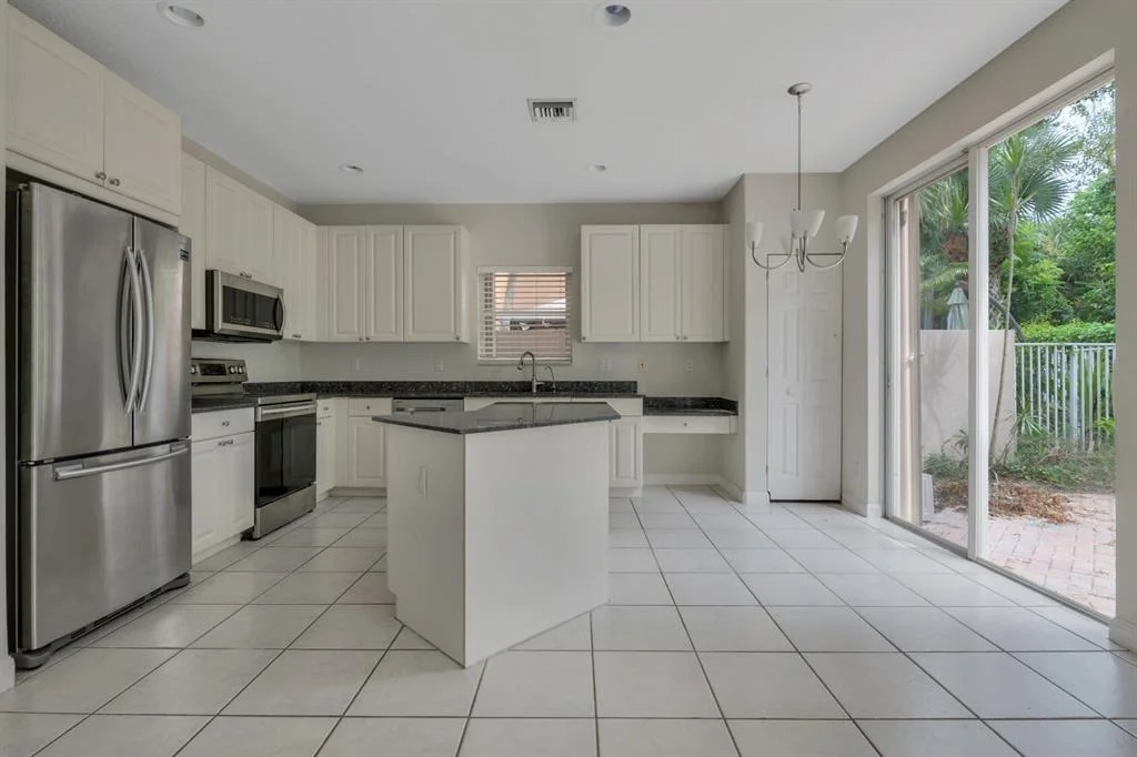 Photo of 4780 S Classical Boulevard