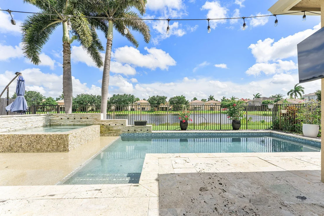 Photo of 7942 Parsons Pine Drive