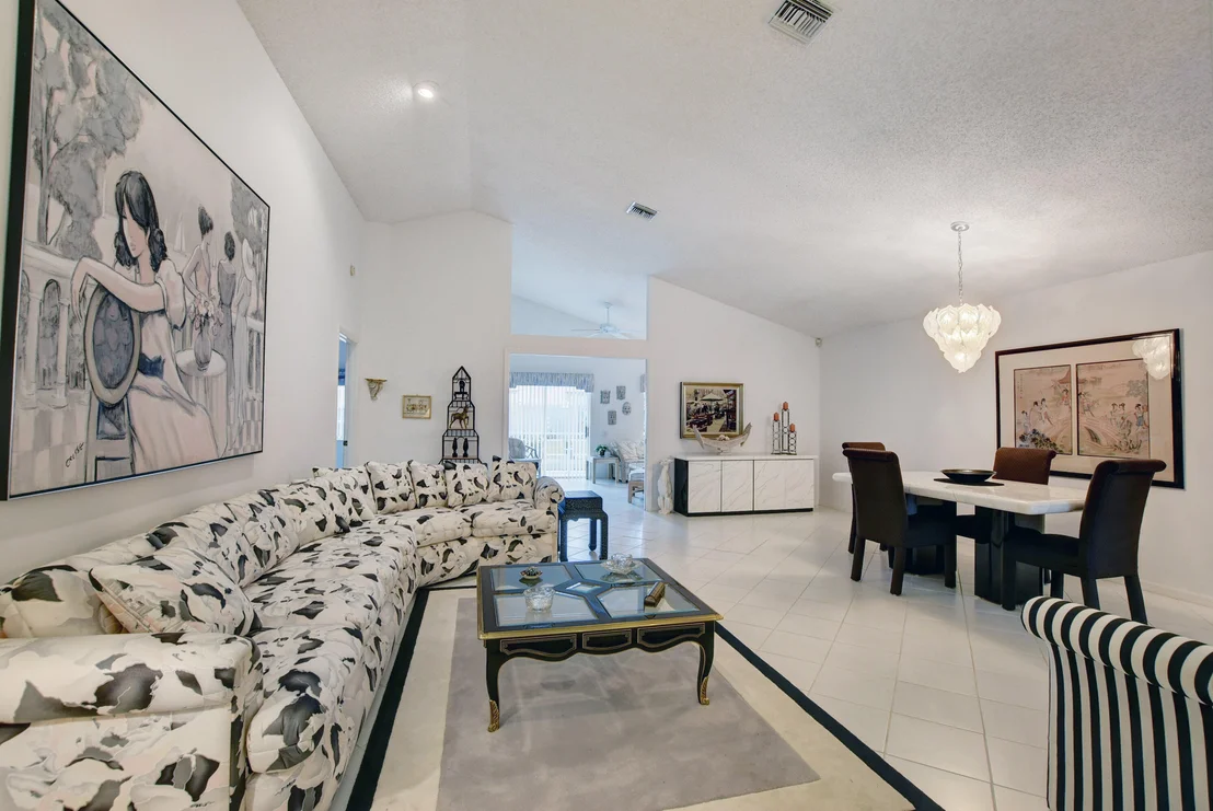 Photo of 6086 Bay Isles Drive