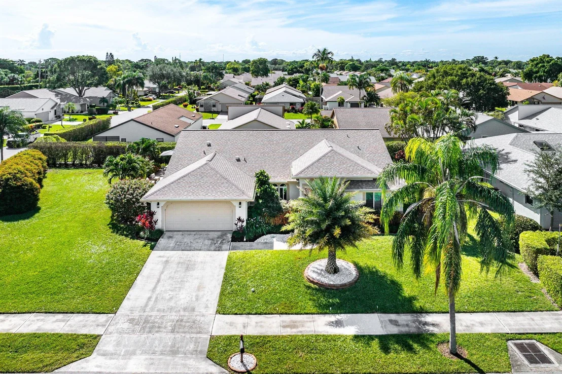 Photo of 2350 Riviera Drive