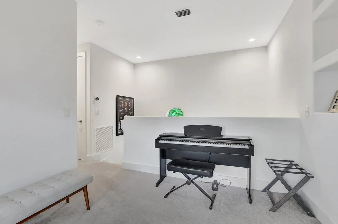 Photo of 7071 Mallorca Crescent