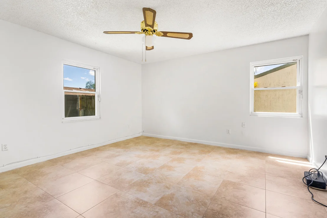 Photo of 5262 Edgewood Drive