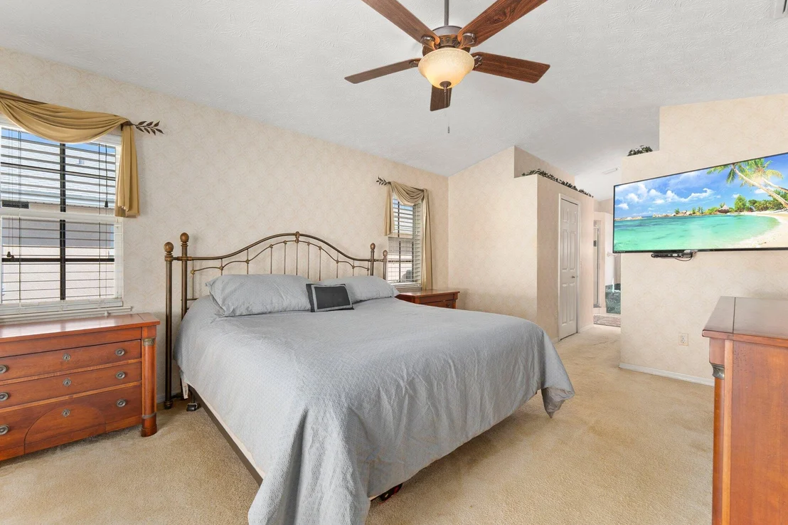 Photo of 6875 Bronte Circle