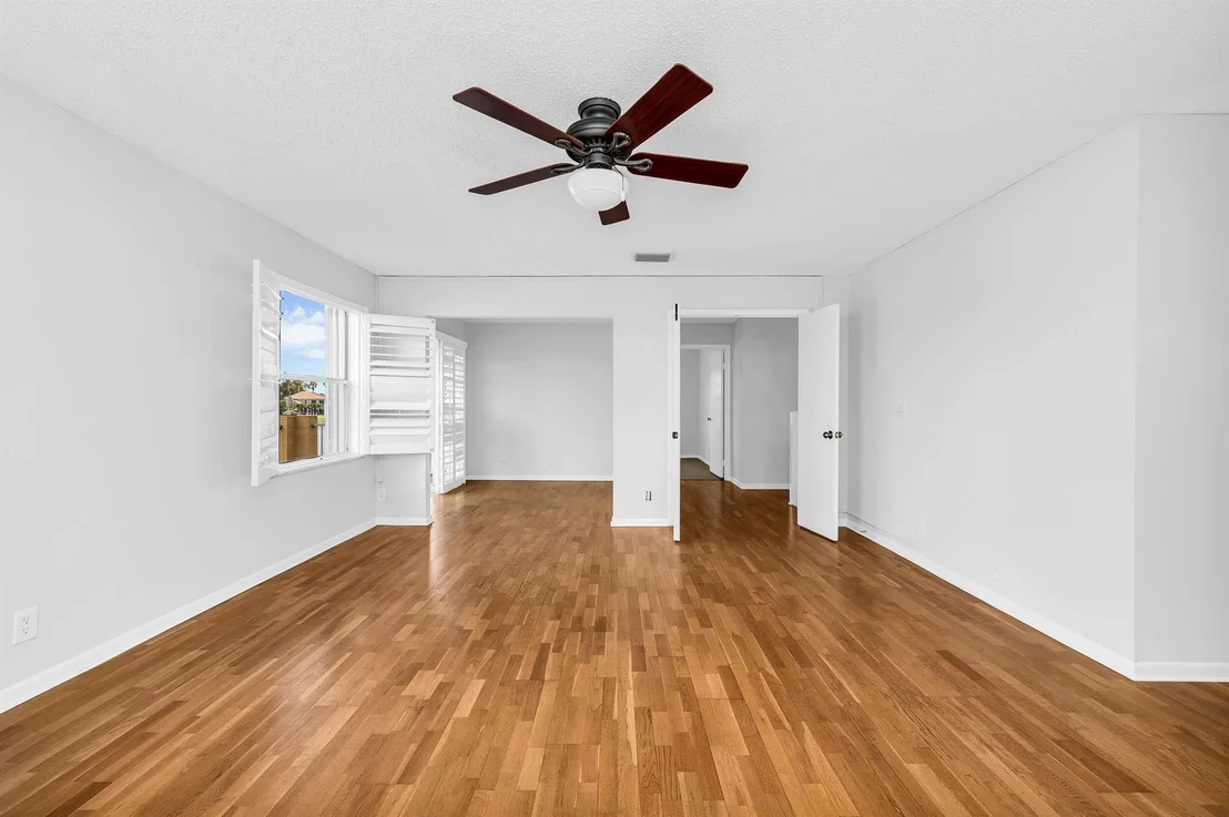 Photo of 7337 Shell Ridge Terrace