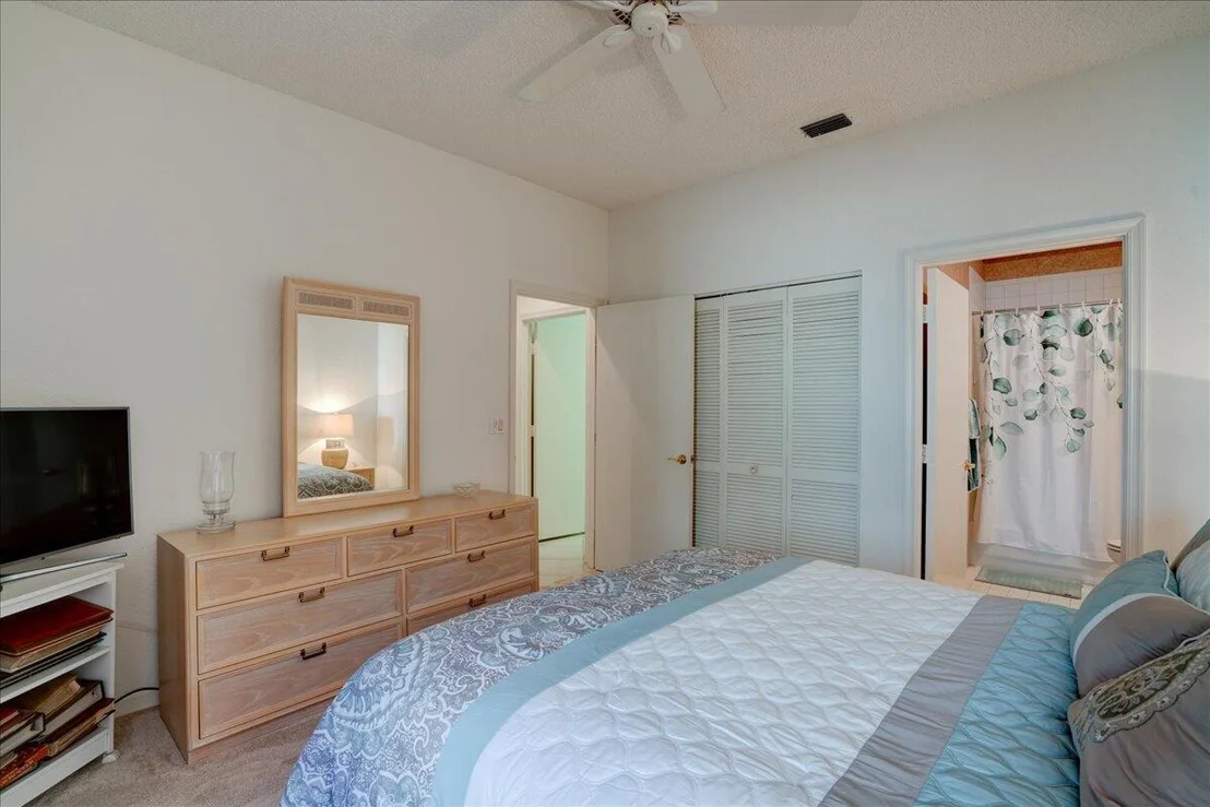 Photo of 4686 Hazleton Lane