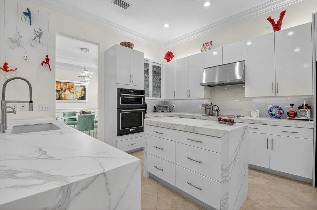 Photo of 10685 Whitewind Circle