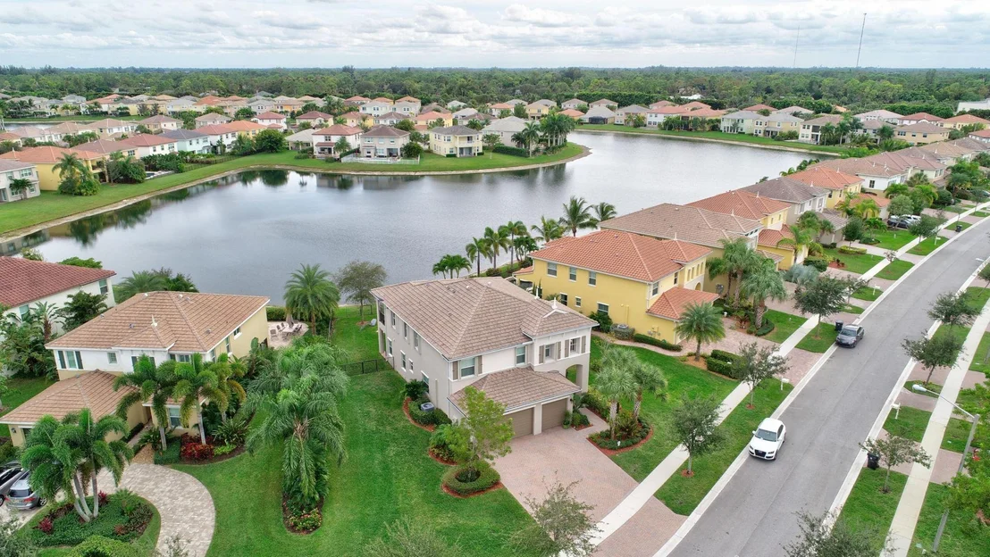 Photo of 9536 Phipps Lane